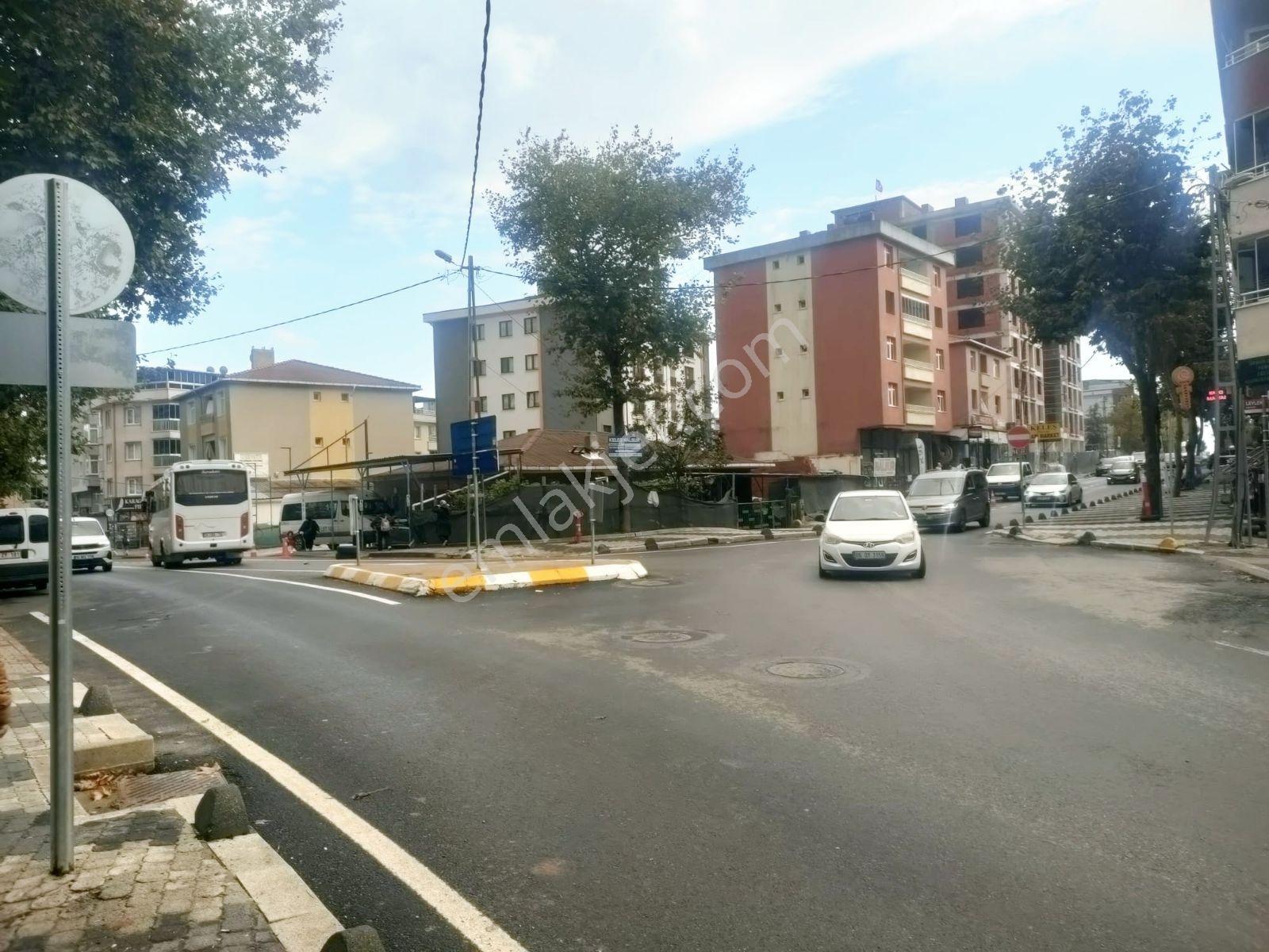 Metronun Yanında Eminevime Uygun 2+1 Özel Dekorlu Satılık Daire — fotoğraf 34
