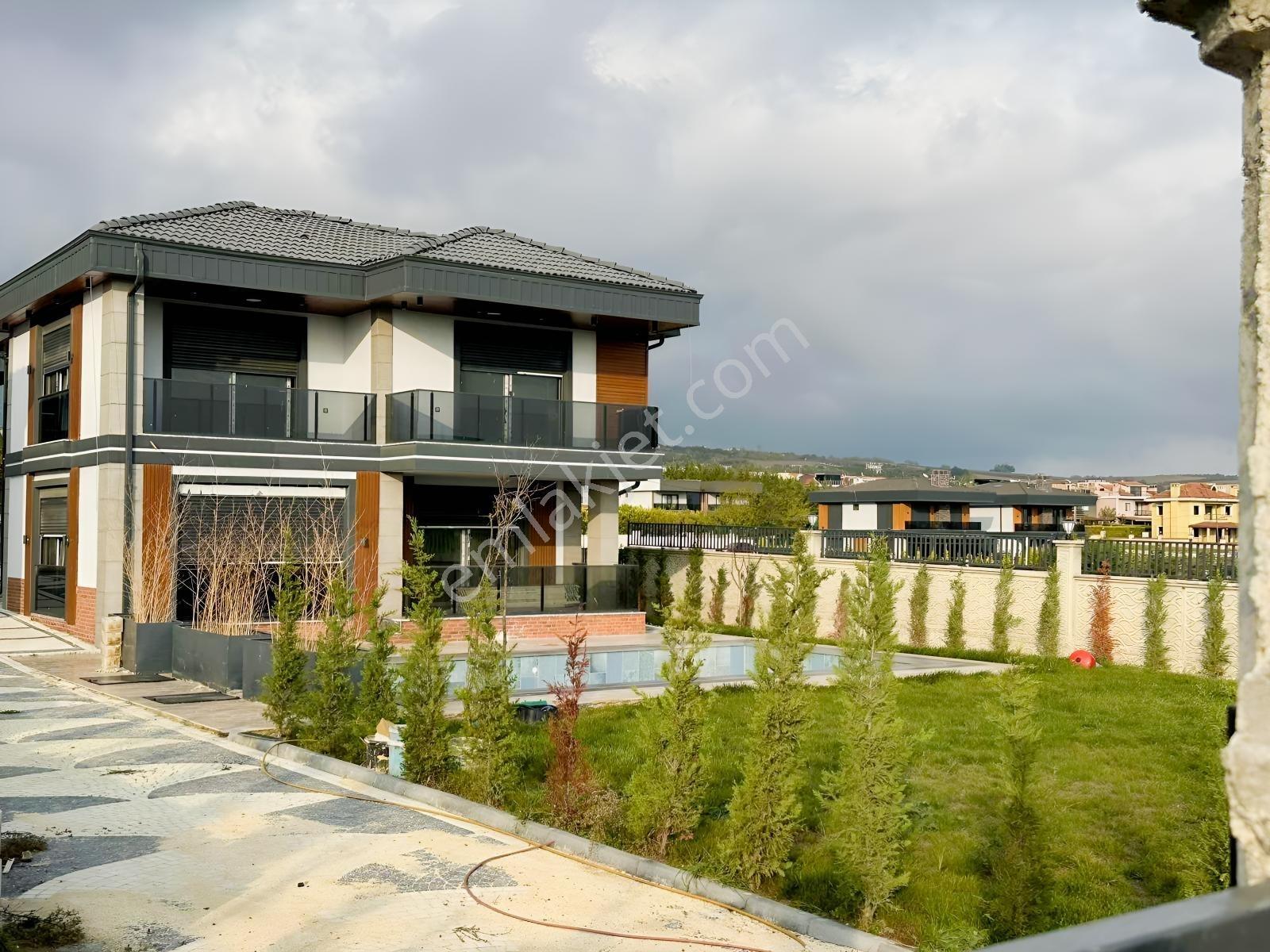 [kassel Yapı] Son 1 Adet - 700m2 Bahçe - Havuz - Fırsat Villa !! — fotoğraf 4