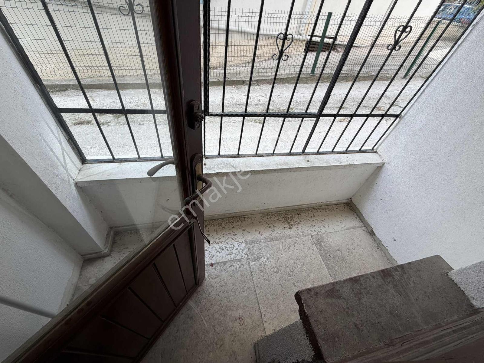 Senem'den Atapark Cadde Yakını 2+1 Giriş Konumunda Daire — fotoğraf 9