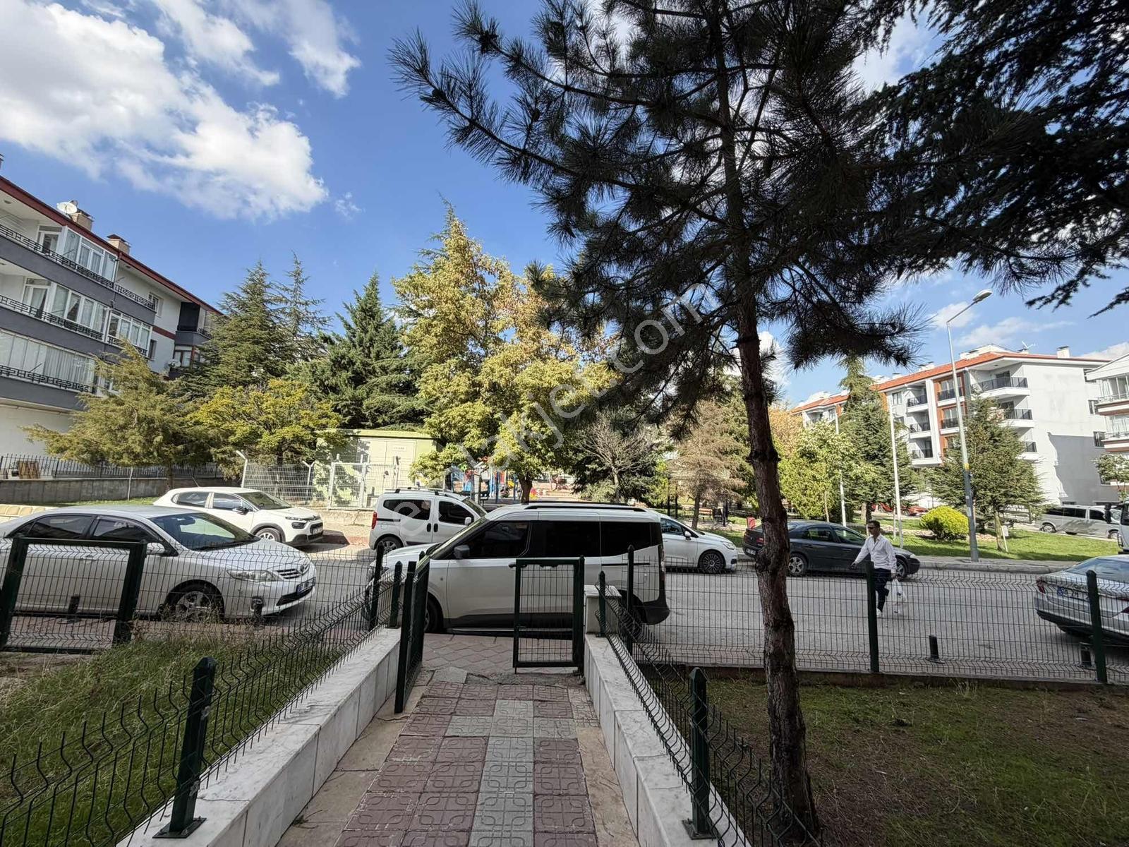Senem'den Atapark Cadde Yakını 2+1 Giriş Konumunda Daire — fotoğraf 17