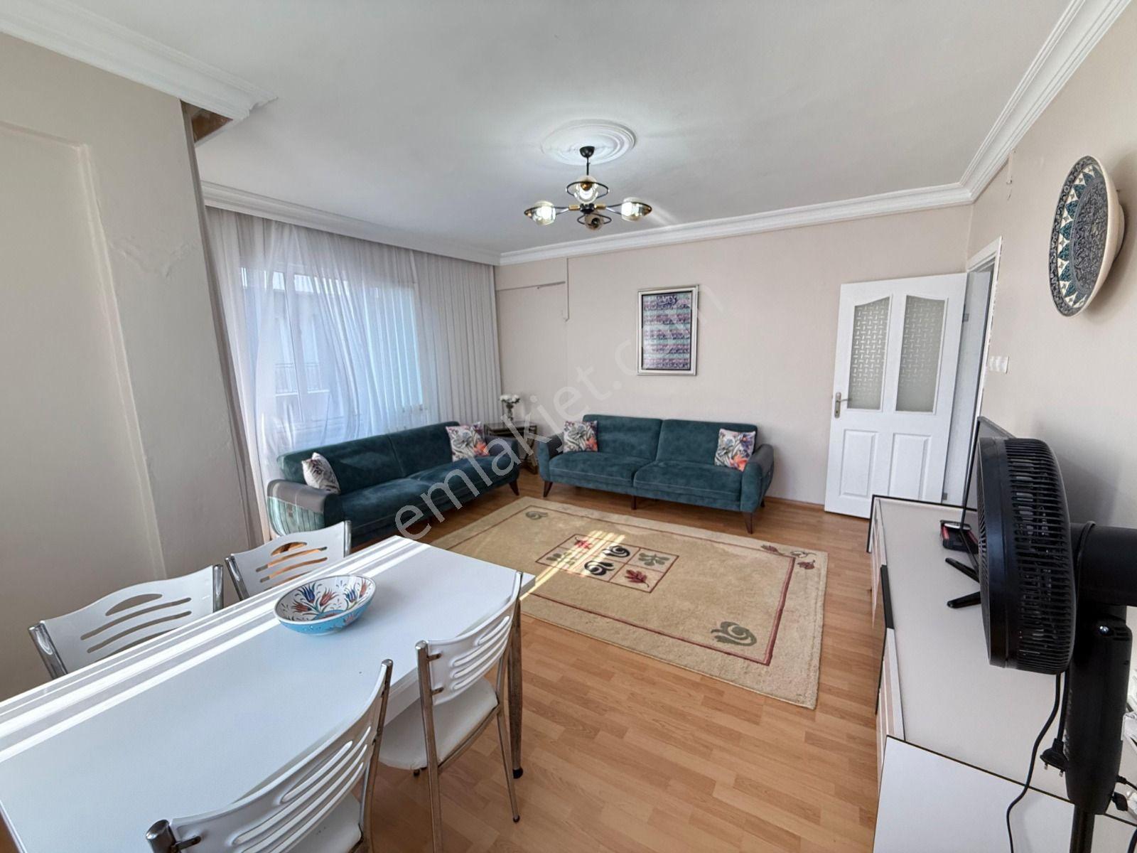 Loft'tan Sefaköy Merkezde 2+1 95m2 3. Kat Satılık Daire — fotoğraf 7