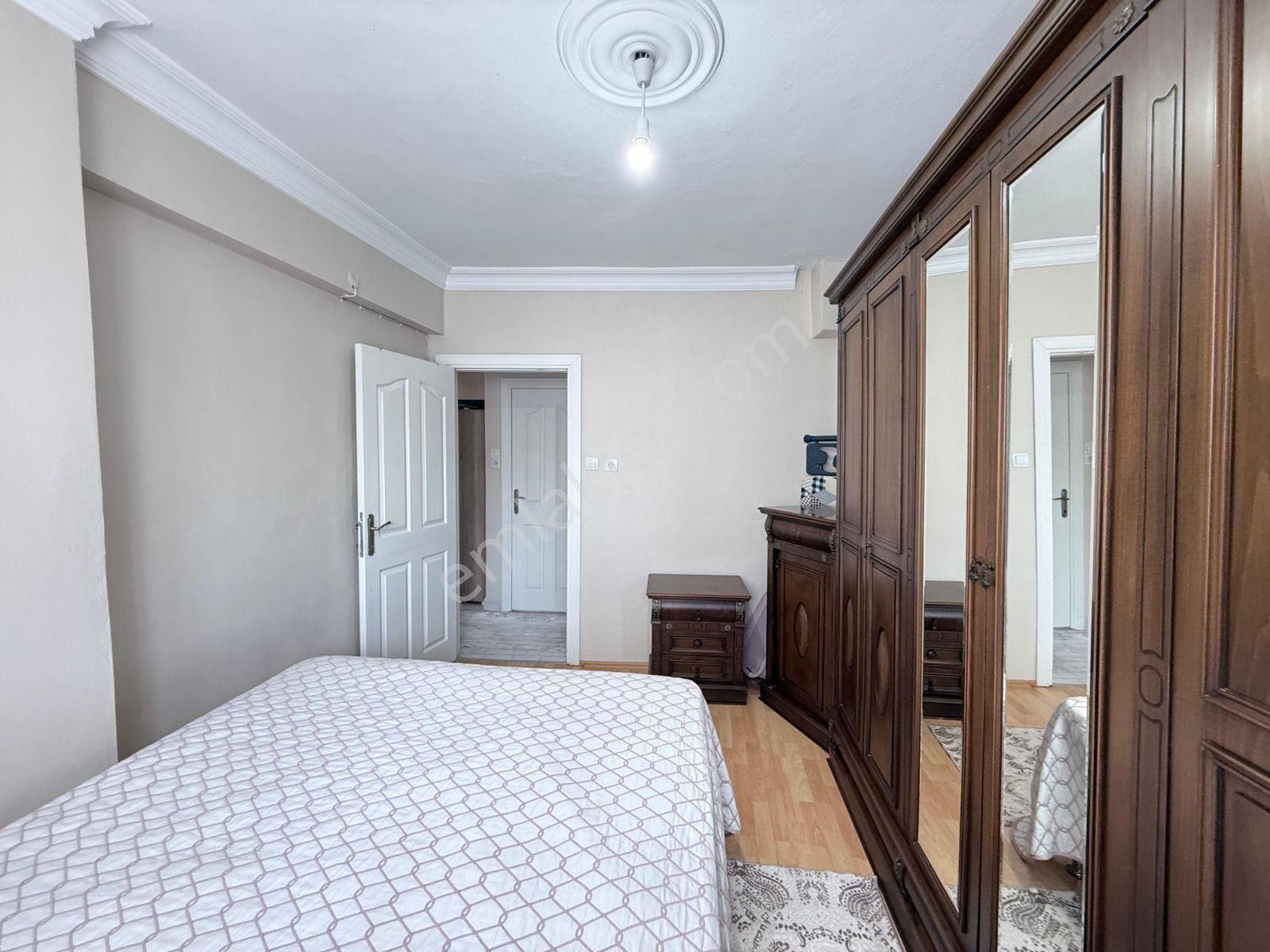 Loft'tan Sefaköy Merkezde 2+1 95m2 3. Kat Satılık Daire — fotoğraf 13