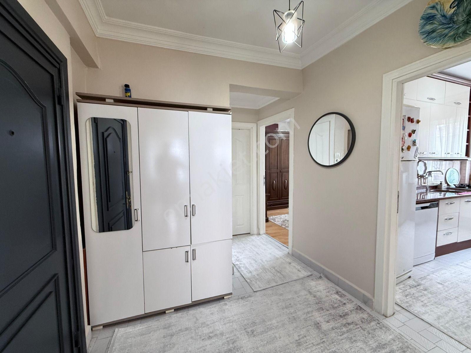 Loft'tan Sefaköy Merkezde 2+1 95m2 3. Kat Satılık Daire — fotoğraf 17