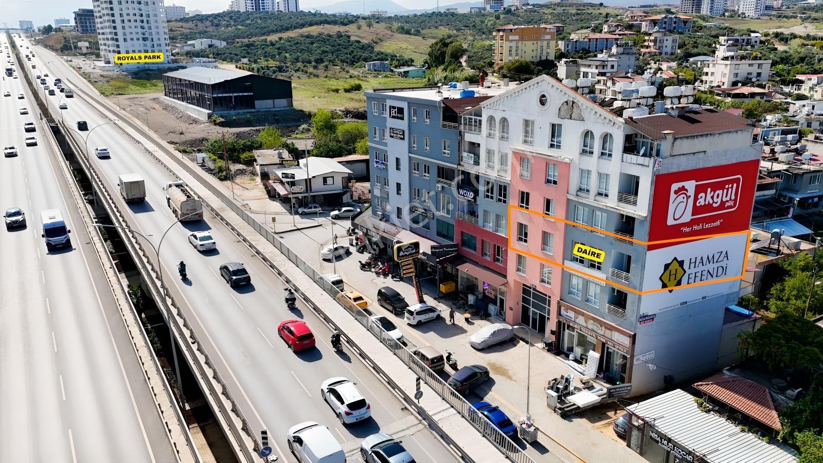 Ekincide Çevreyoluna Sıfır En İşlek Lokasyonda 3+1 Daire