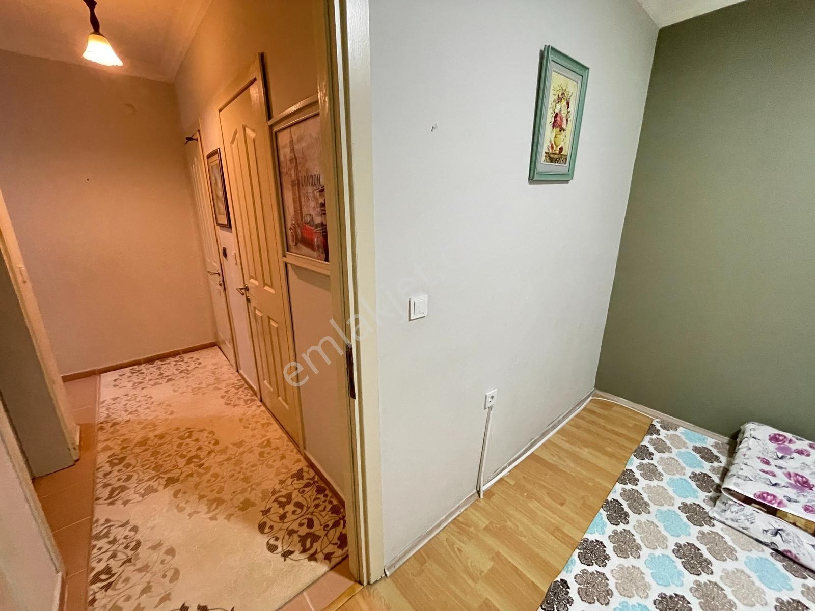 Menemen Asarlık Toki Konutlarında Satılık Daire Önü Açık Arakat — fotoğraf 19