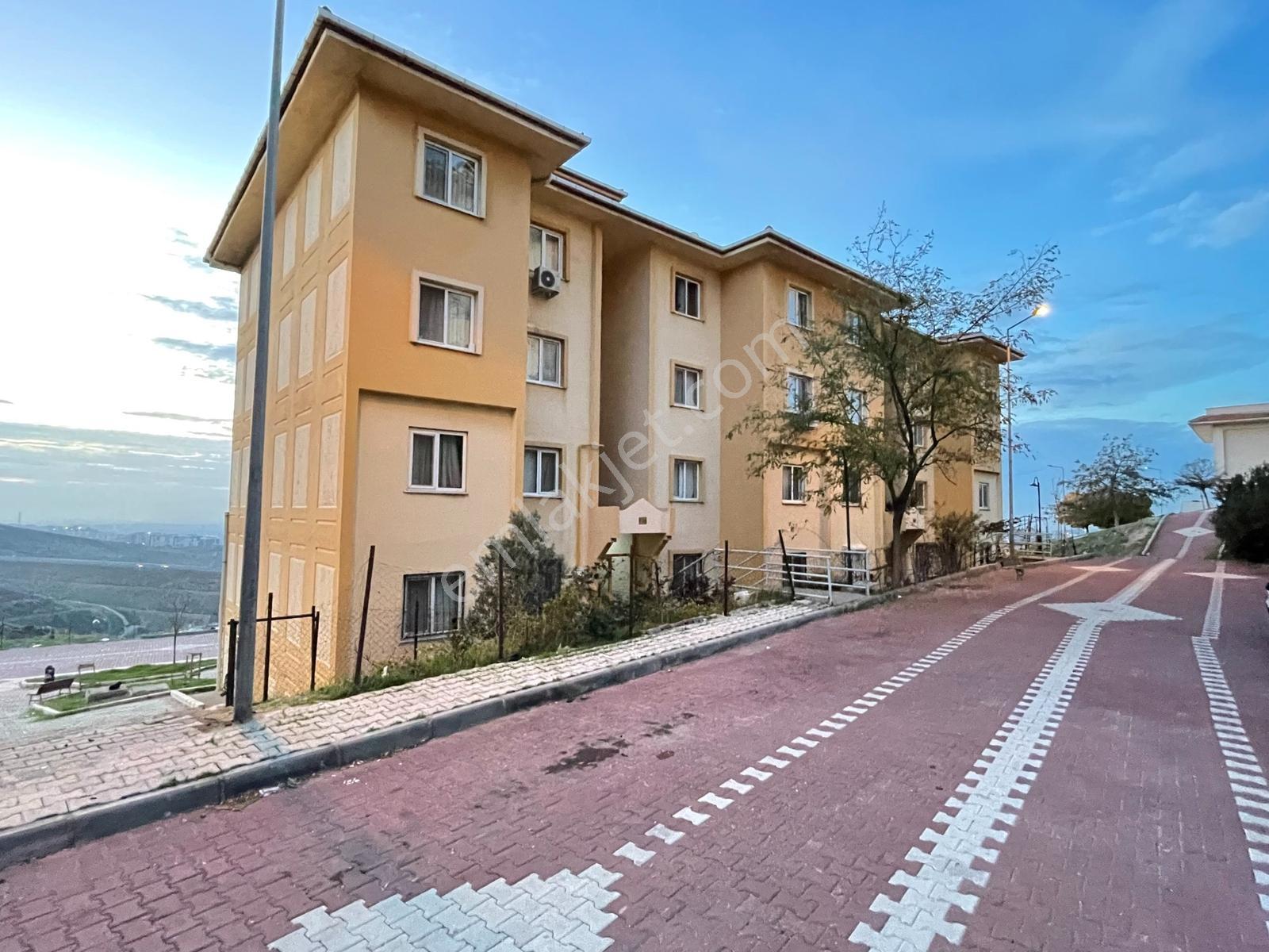 Menemen Asarlık Toki Konutlarında Satılık Daire Önü Açık Arakat — fotoğraf 22