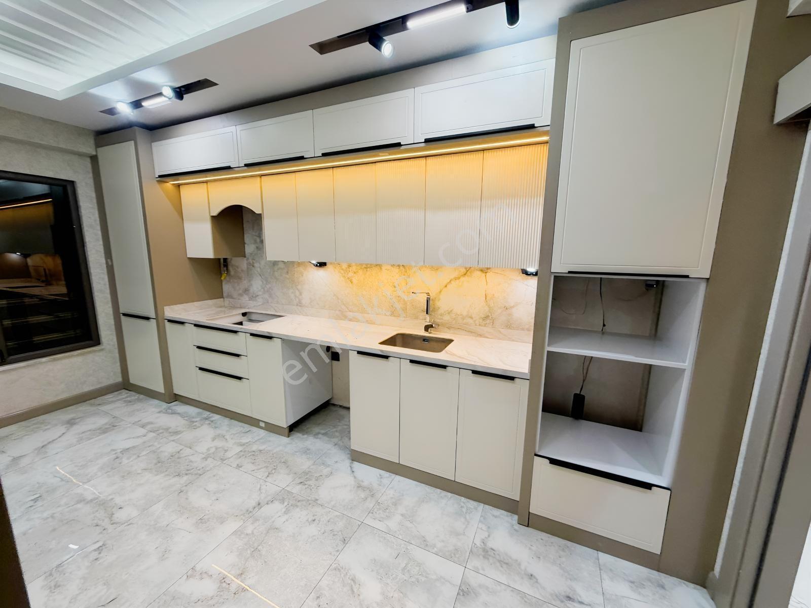 2 Bloklu Sitede | 7. Kat | 165 M² Brüt 155 M² Net — fotoğraf 6