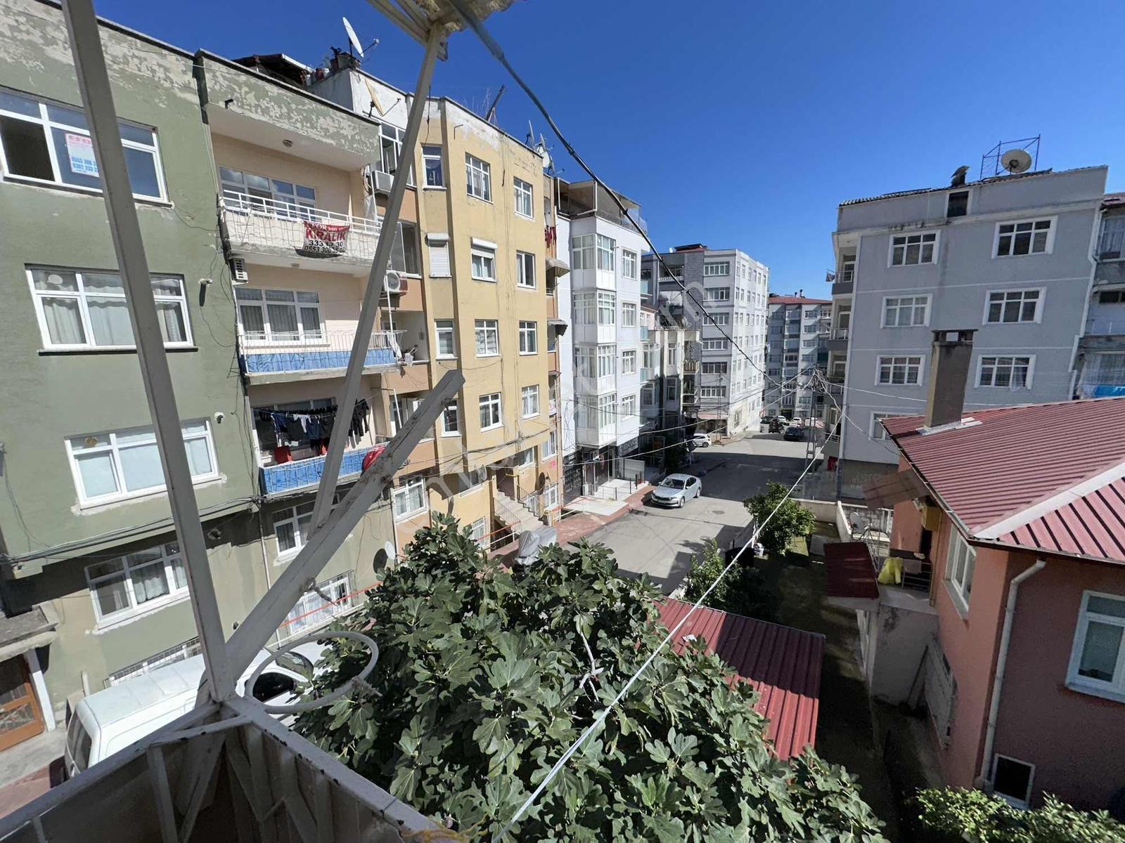 Alan Emlak; 4 Kata İmarlı, Köşe Parsel, İşlek Konumda — fotoğraf 19