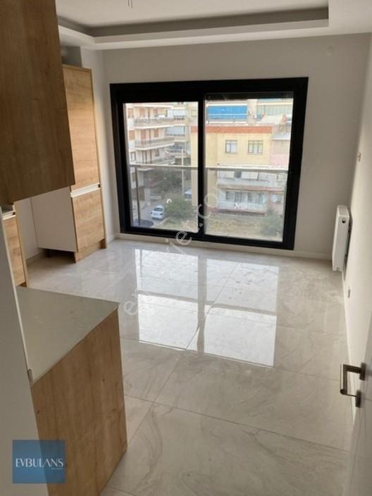 Ordu Bulvarı Yanı Park Cephe Karanlık Odasız Ara Kat 2+1 — fotoğraf 4
