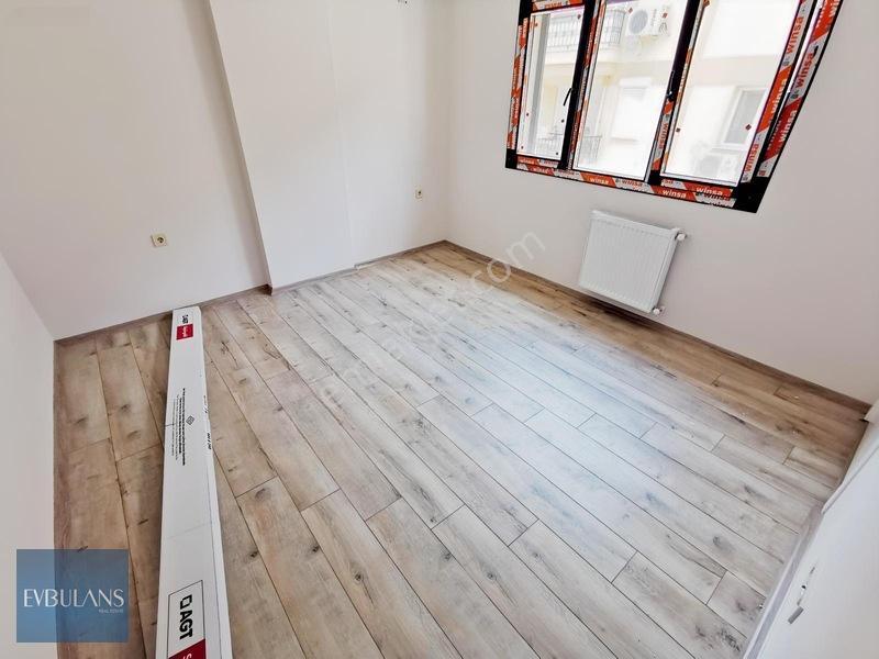 Ordu Bulvarı Yanı Park Cephe Karanlık Odasız Ara Kat 2+1 — fotoğraf 13