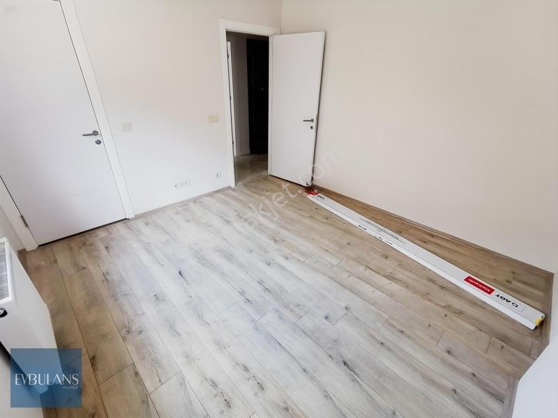 Ordu Bulvarı Yanı Park Cephe Karanlık Odasız Ara Kat 2+1 — fotoğraf 16
