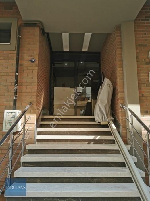 Ordu Bulvarı Yanı Park Cephe Karanlık Odasız Ara Kat 2+1 — fotoğraf 28