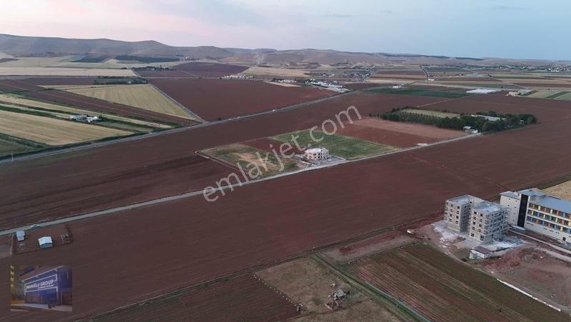 Mardin Yolu Ve Göbeklitepe Turizm Yolunda İmara Sıfır Tarla — fotoğraf 28