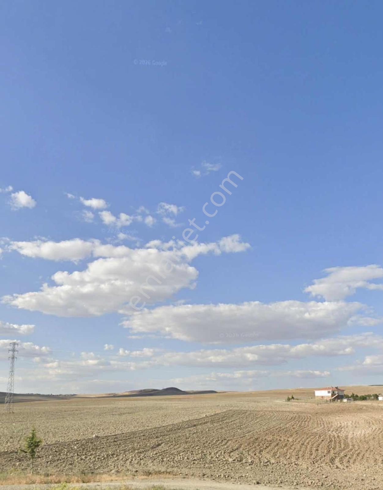 Emirlerde Konya Yoluna Çok Yakın Tek Tapu — fotoğraf 3