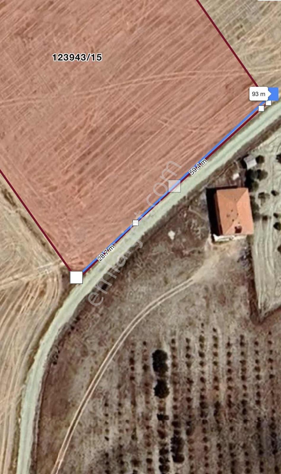 Emirlerde Konya Yoluna Çok Yakın Tek Tapu — fotoğraf 6