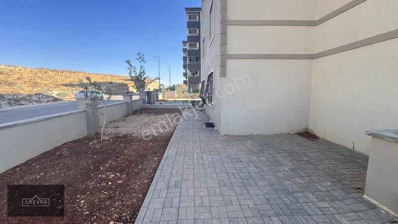 Arevar Dan Beylerbeyin 'de Satılık Bakımlı 2+1 Daire — fotoğraf 2