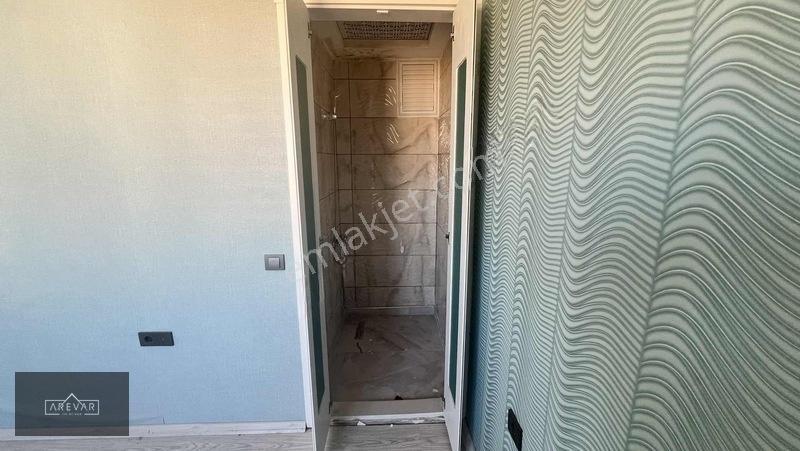 Arevar Dan Beylerbeyin 'de Satılık Bakımlı 2+1 Daire — fotoğraf 9
