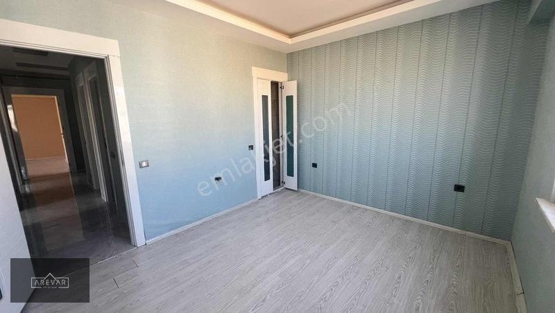Arevar Dan Beylerbeyin 'de Satılık Bakımlı 2+1 Daire — fotoğraf 10