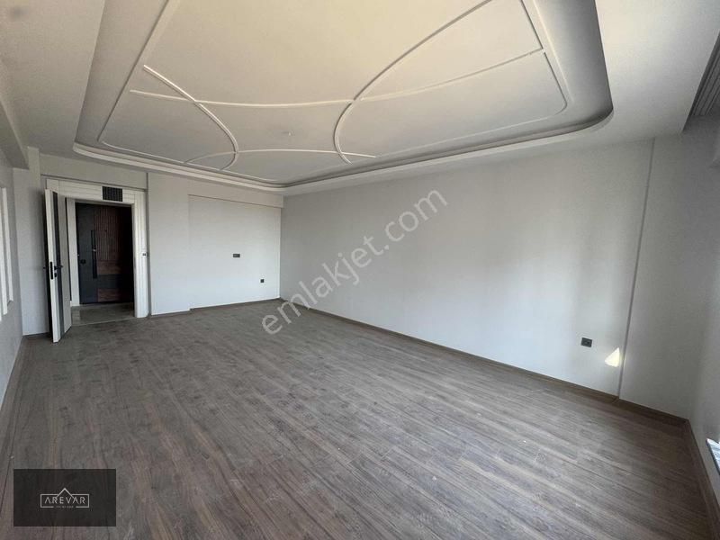 Arevar'dan Yüksel Altun Towers'ta 3+1 Daire — fotoğraf 8