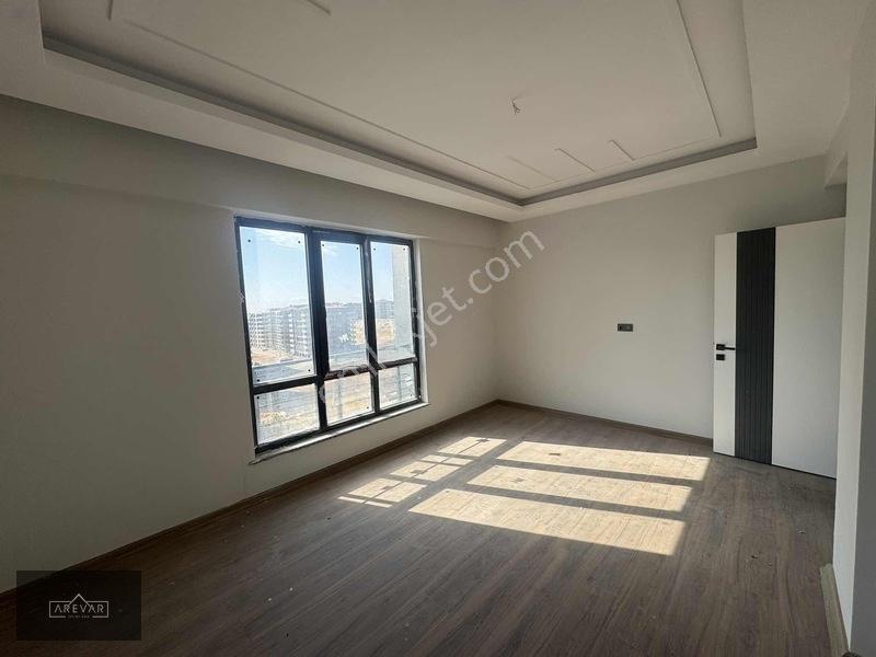 Arevar'dan Yüksel Altun Towers'ta 3+1 Daire — fotoğraf 11