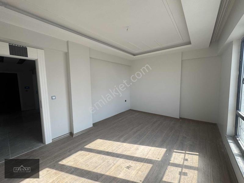 Arevar'dan Yüksel Altun Towers'ta 3+1 Daire — fotoğraf 13