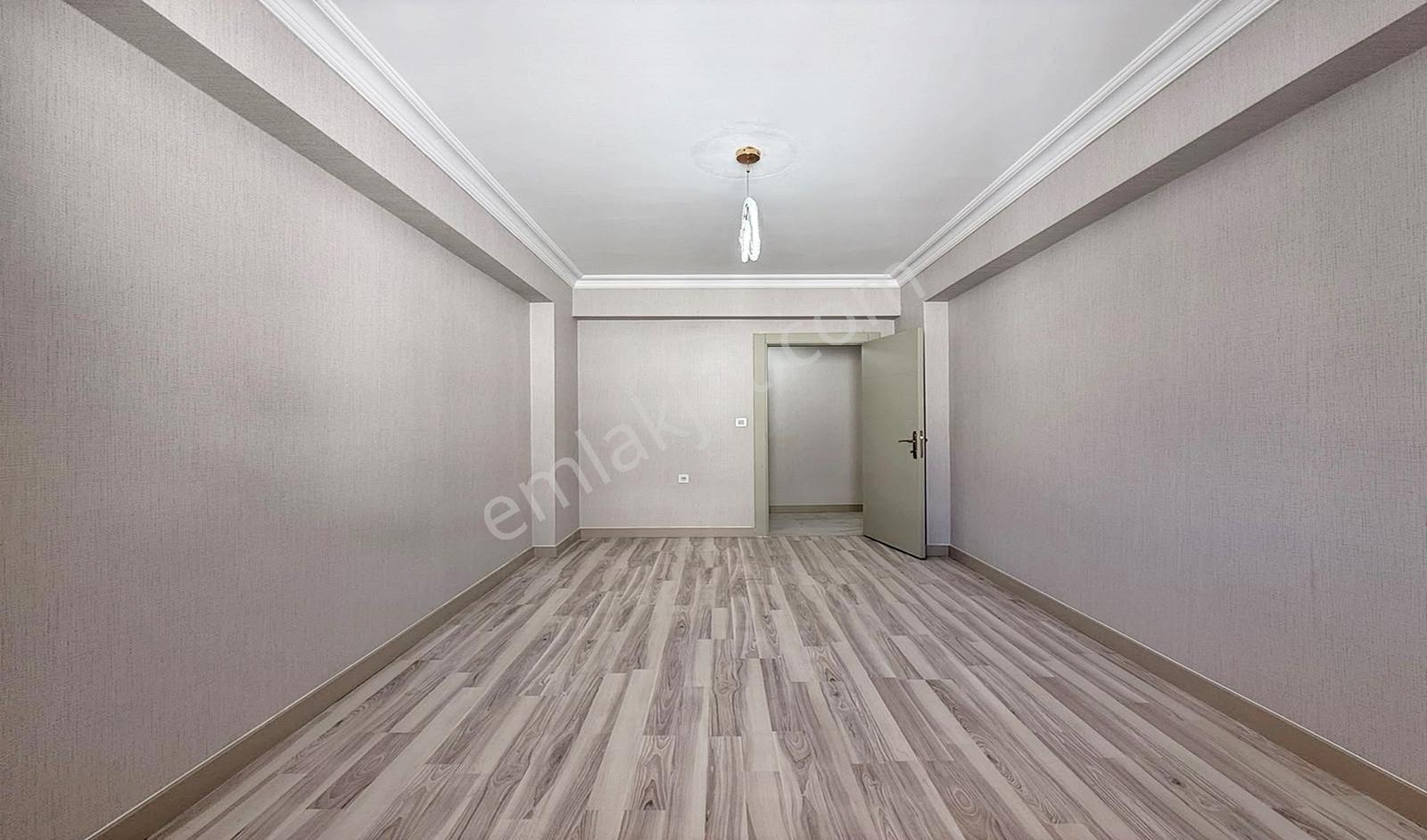 Yasa'dan Karakaya'da 3.kat 3+1 Caddeye Yakın Full Yapılı !!! — fotoğraf 23