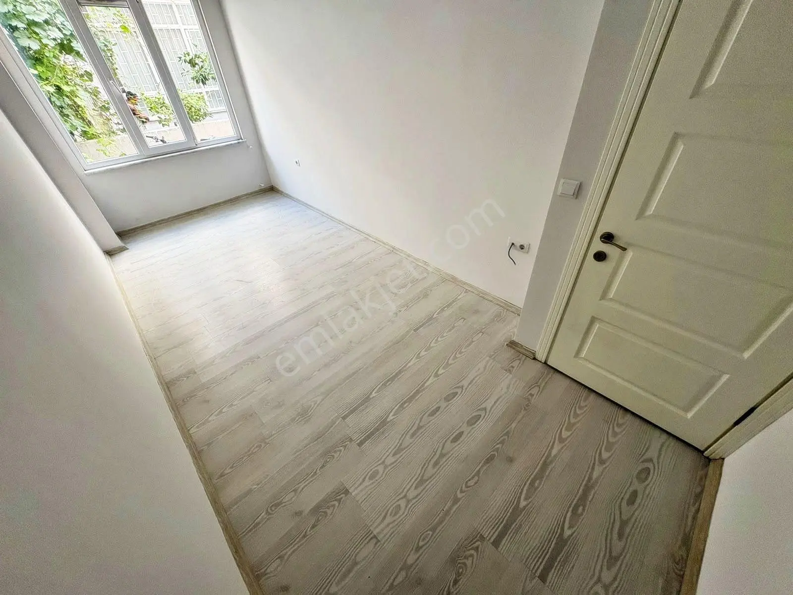 Aktiften Yetişen Alır Akçayda Satılık Yeni Genç Binada Yüksek Kredili 2+1 Daire — fotoğraf 12