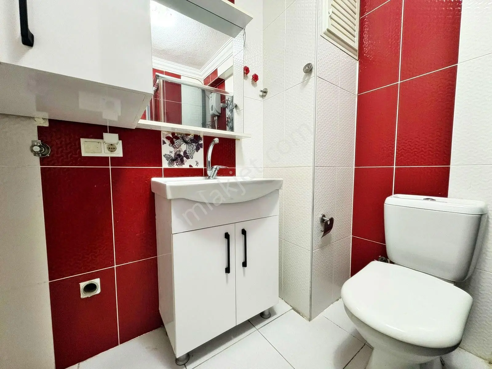 Aktiften Yetişen Alır Akçayda Satılık Yeni Genç Binada Yüksek Kredili 2+1 Daire — fotoğraf 27