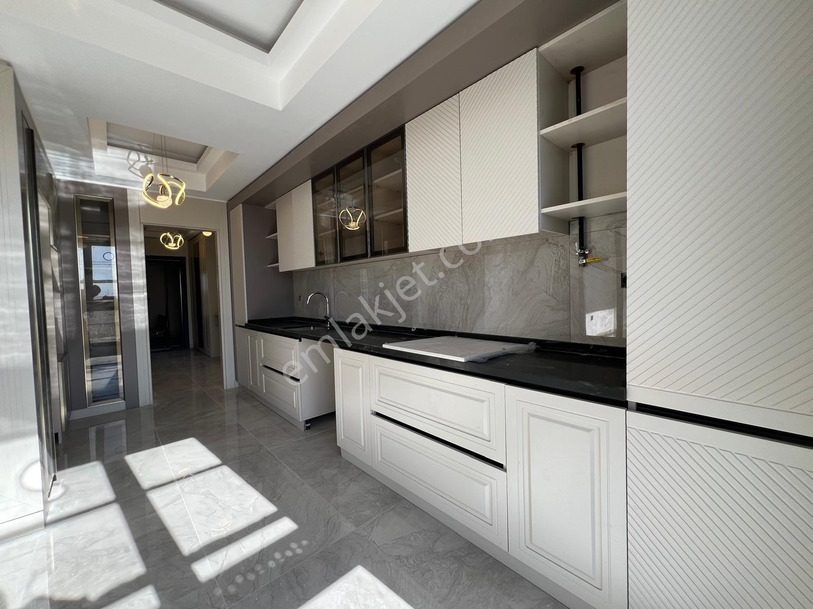 Cezaevi Karşısı Çeysa Goldhan 2.5+1 Havuzlu Lüks Daire — fotoğraf 2