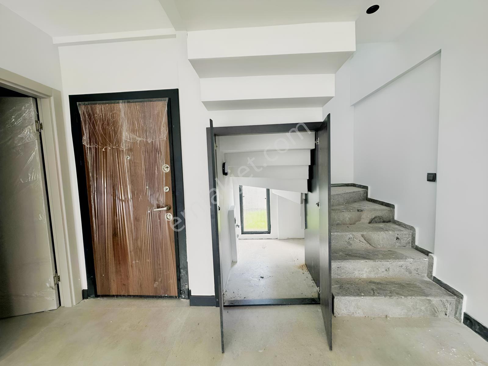 Urla İçmeler Müstakil Denize 200 Metre 3+1 Satılık Villa — fotoğraf 17