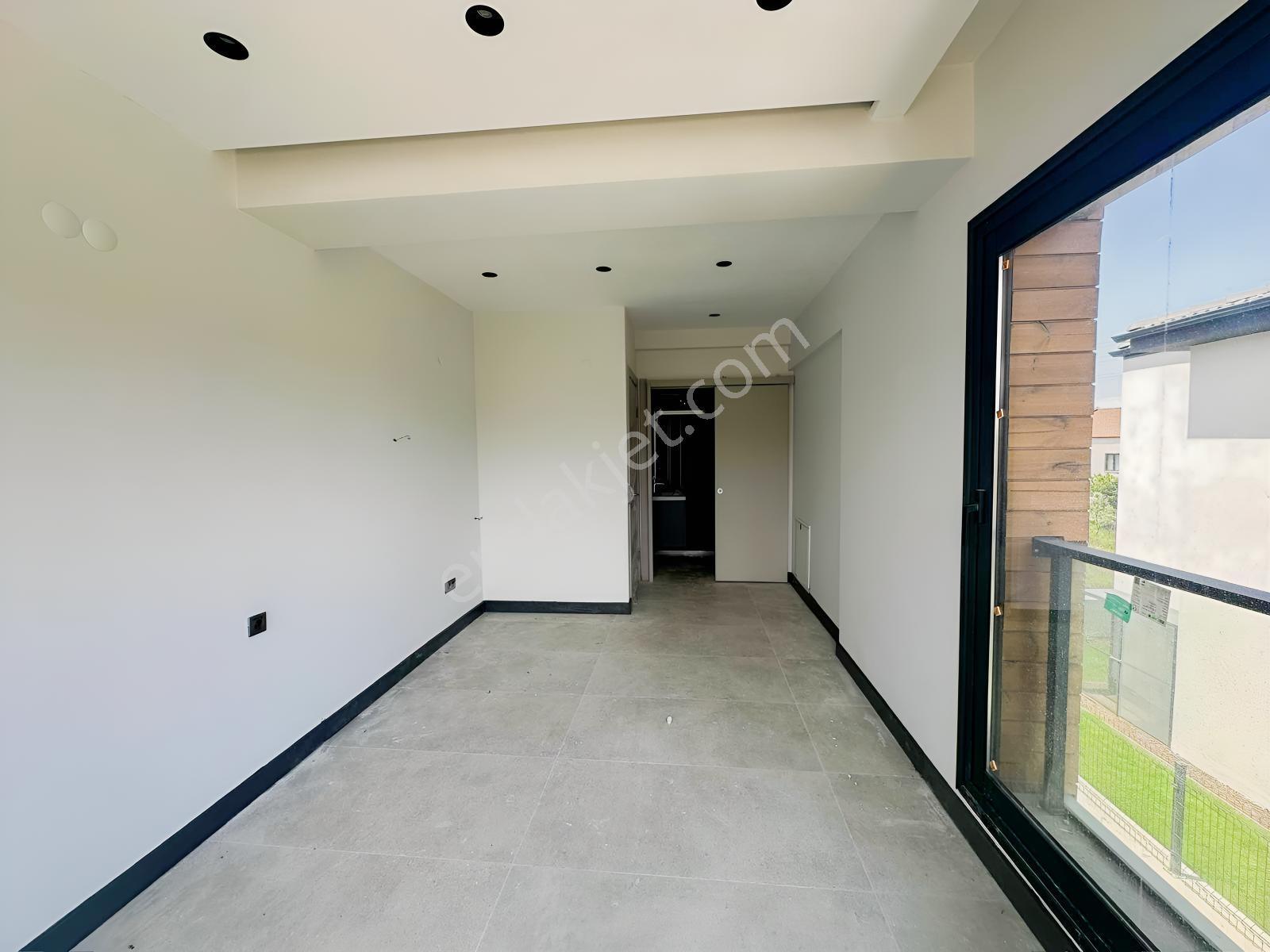 Urla İçmeler Müstakil Denize 200 Metre 3+1 Satılık Villa — fotoğraf 30