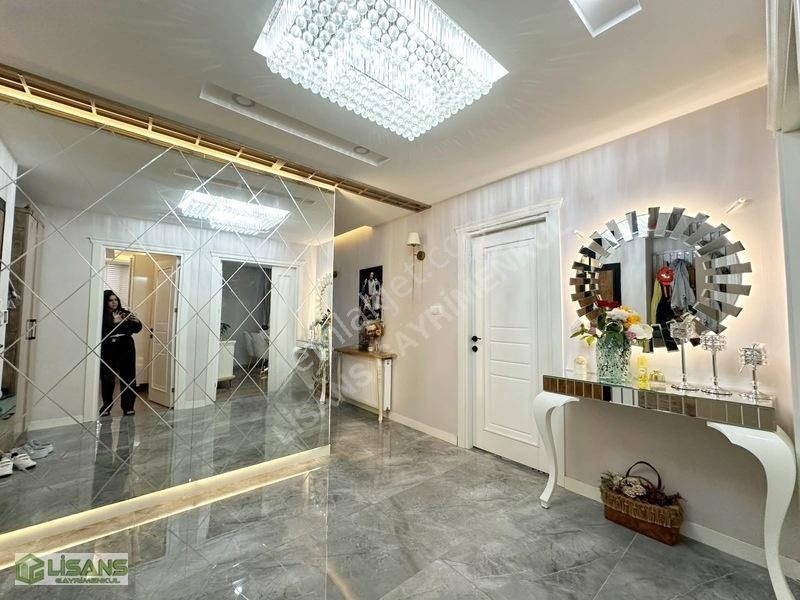 Huzurevleri'nde_metro_civ_geniş_ç.banyo_extralı 4+1 — fotoğraf 2