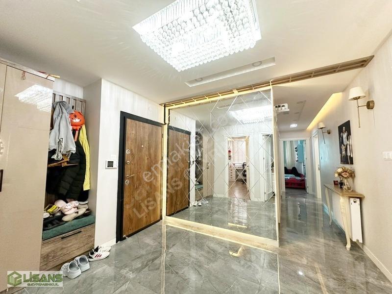 Huzurevleri'nde_metro_civ_geniş_ç.banyo_extralı 4+1 — fotoğraf 9