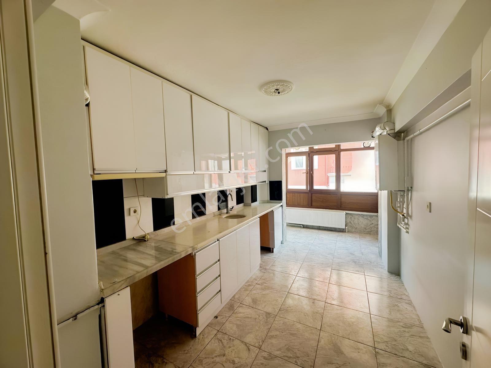 Malazgirt Mah.3+1 Masrafsız Katta Gimsa Yakını Daire