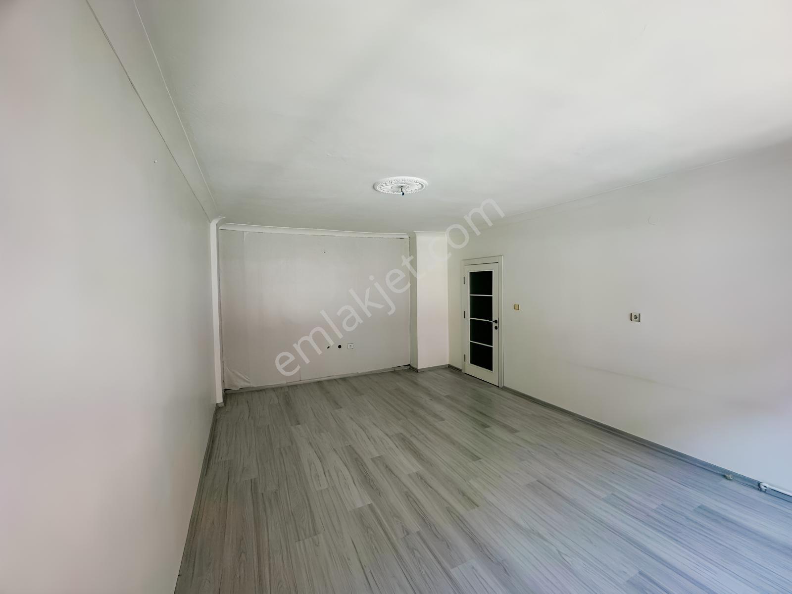 Malazgirt Mah.3+1 Masrafsız Katta Gimsa Yakını Daire — fotoğraf 8