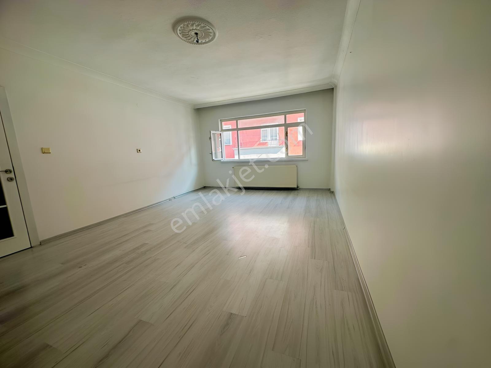 Malazgirt Mah.3+1 Masrafsız Katta Gimsa Yakını Daire — fotoğraf 9