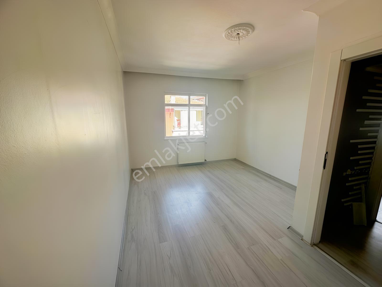 Malazgirt Mah.3+1 Masrafsız Katta Gimsa Yakını Daire — fotoğraf 13