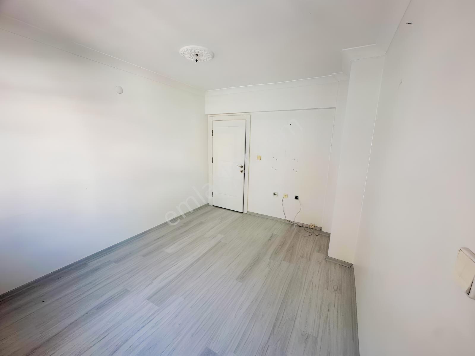 Malazgirt Mah.3+1 Masrafsız Katta Gimsa Yakını Daire — fotoğraf 16