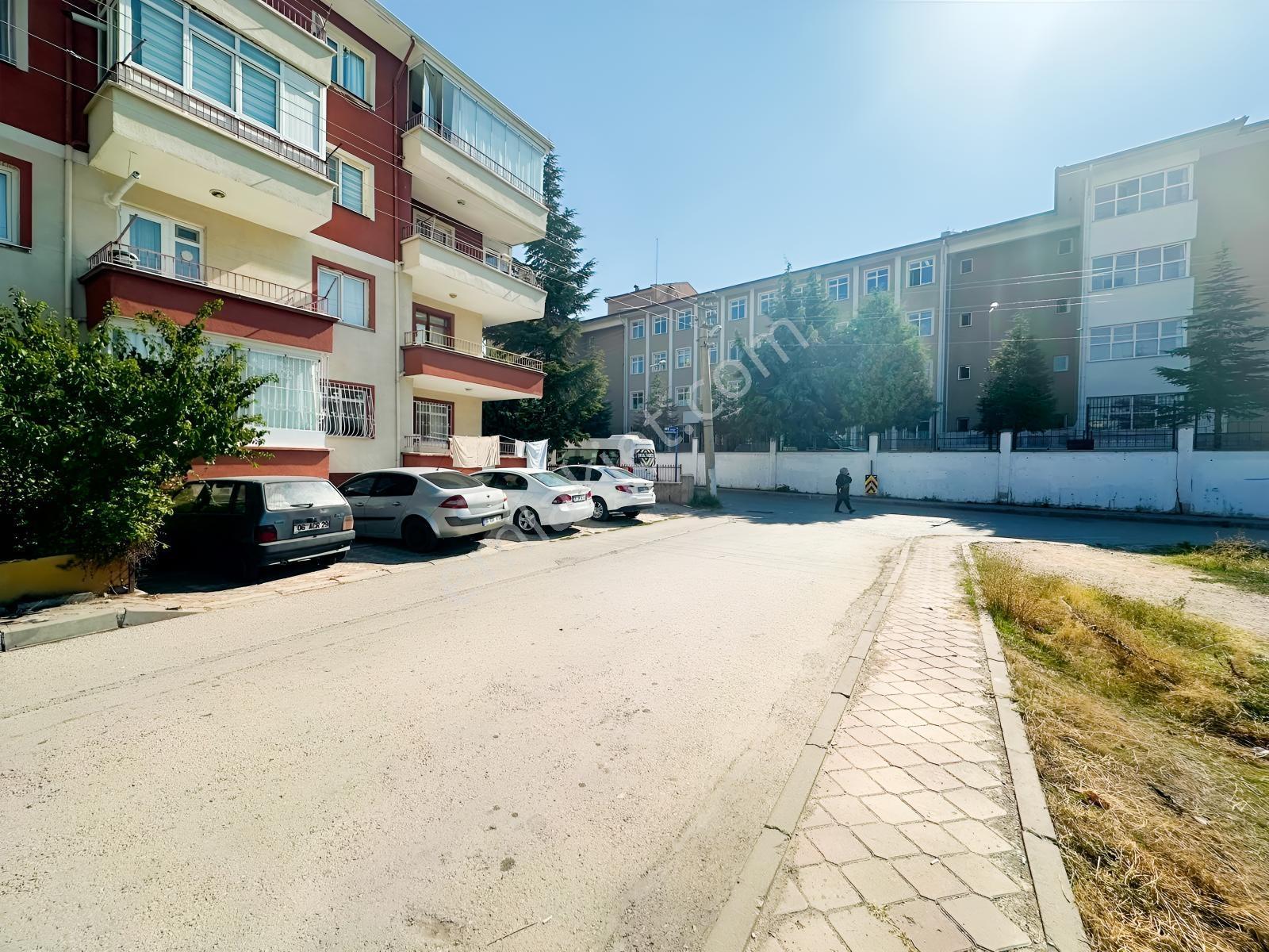 Malazgirt Mah.3+1 Masrafsız Katta Gimsa Yakını Daire — fotoğraf 34