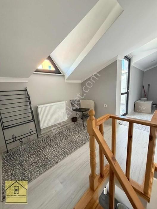 Güneşli Erdem Hastanesi Yanında İki Yaşında Dubleks — fotoğraf 22