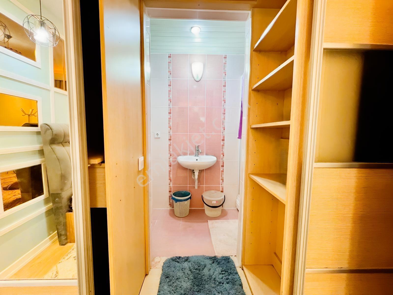Esenyurt Fi Yaka Esenşehir De İçi Özel Yapılı 3+1 Satılık Daire — fotoğraf 5