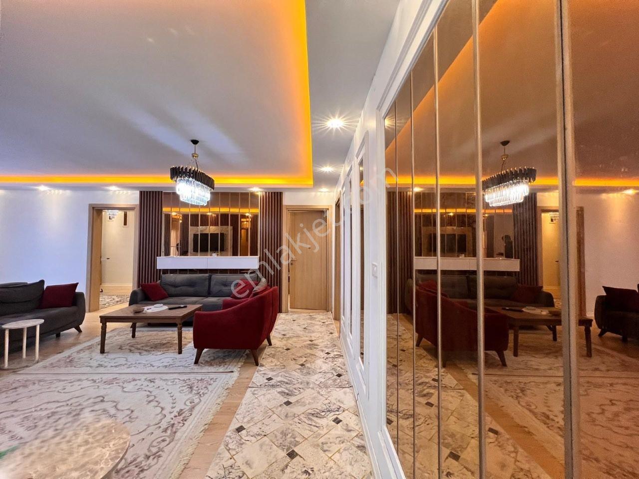 Esenyurt Fi Yaka Esenşehir De İçi Özel Yapılı 3+1 Satılık Daire — fotoğraf 14