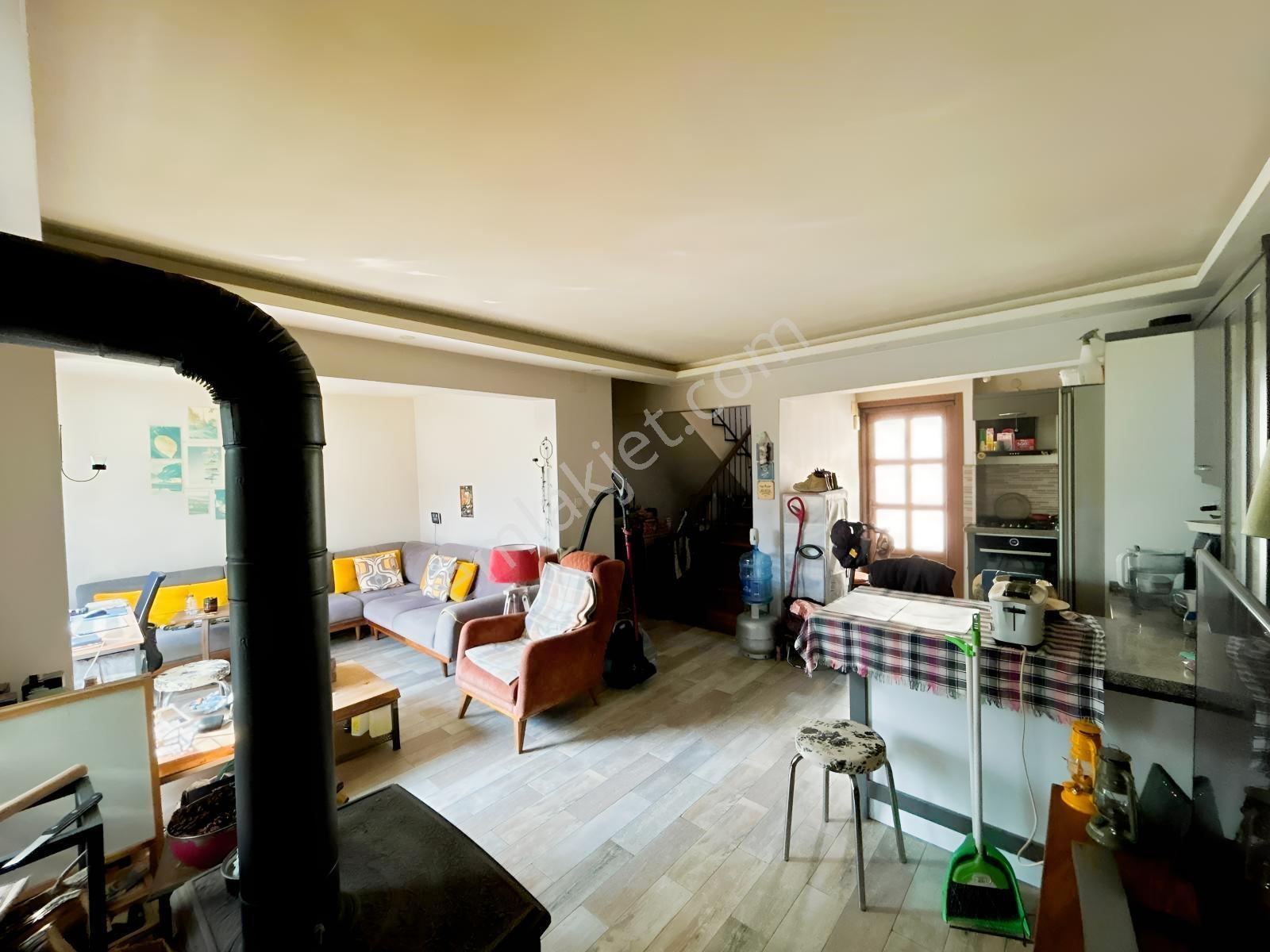 Turyap'tan Altınolukta Denize 100 M2 Bahçeli Dubleks Villa — fotoğraf 8