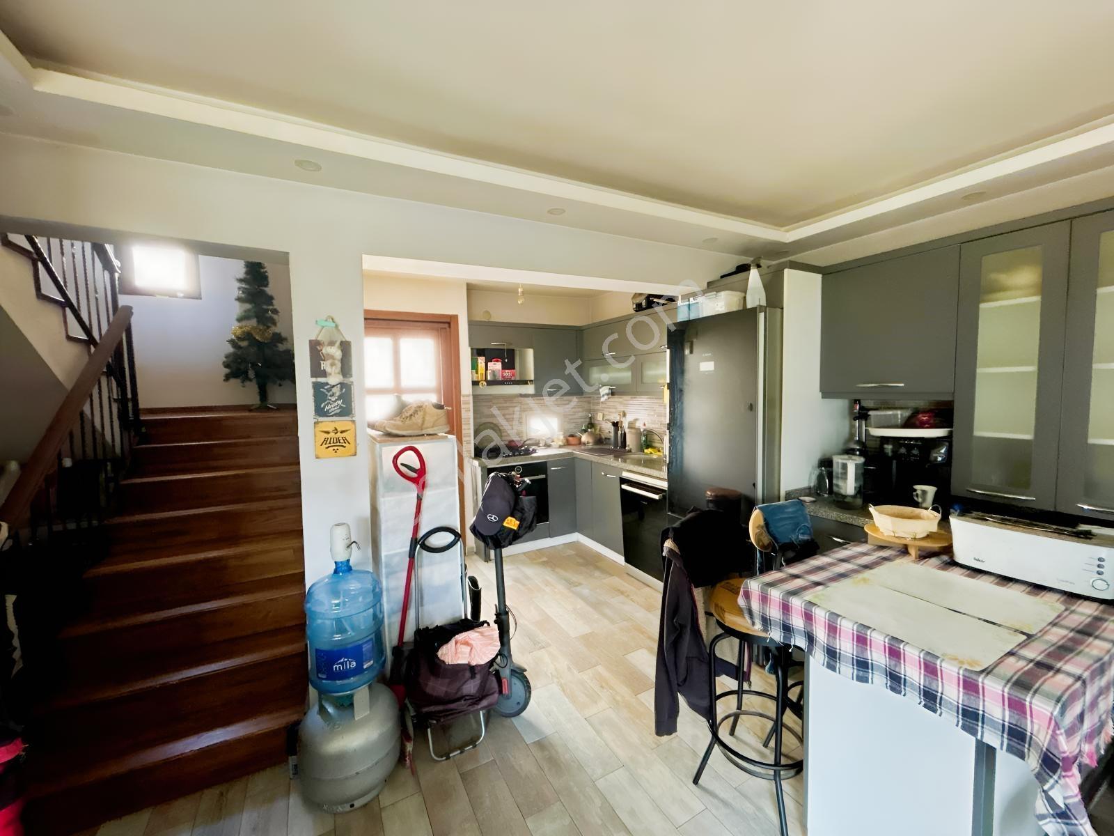 Turyap'tan Altınolukta Denize 100 M2 Bahçeli Dubleks Villa — fotoğraf 11