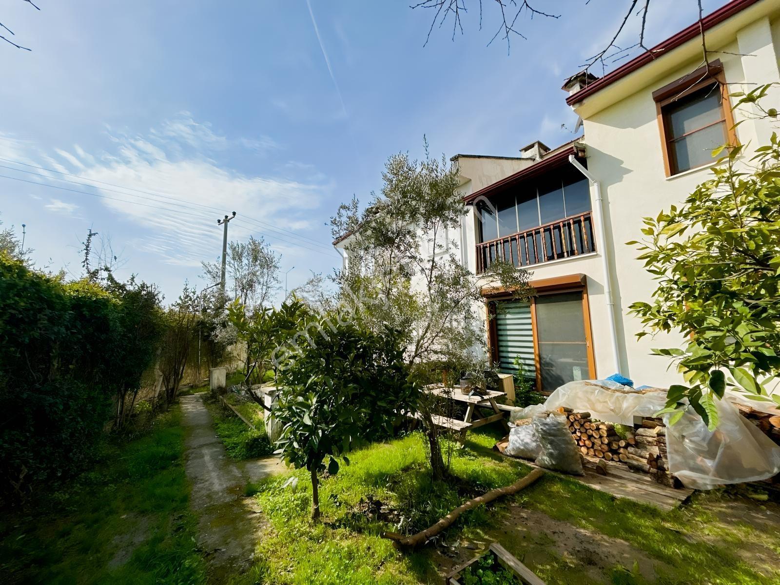 Turyap'tan Altınolukta Denize 100 M2 Bahçeli Dubleks Villa — fotoğraf 26