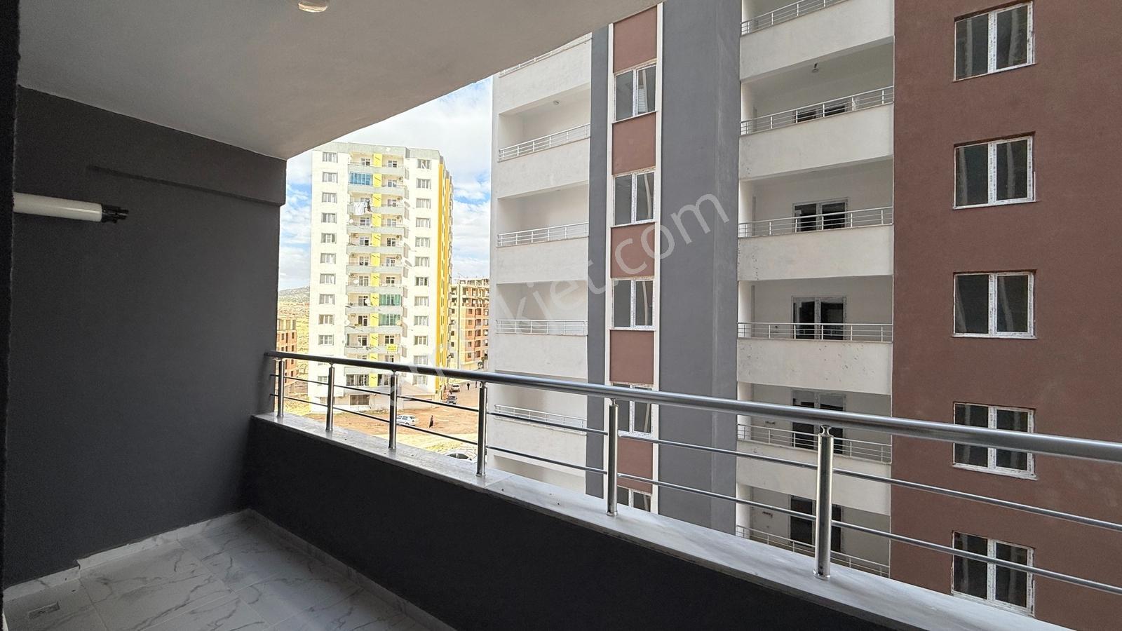 Hastane Arkası Sıfır Eşyalı Geniş 1+1 Lüks Daire İsbay Emlak — fotoğraf 20