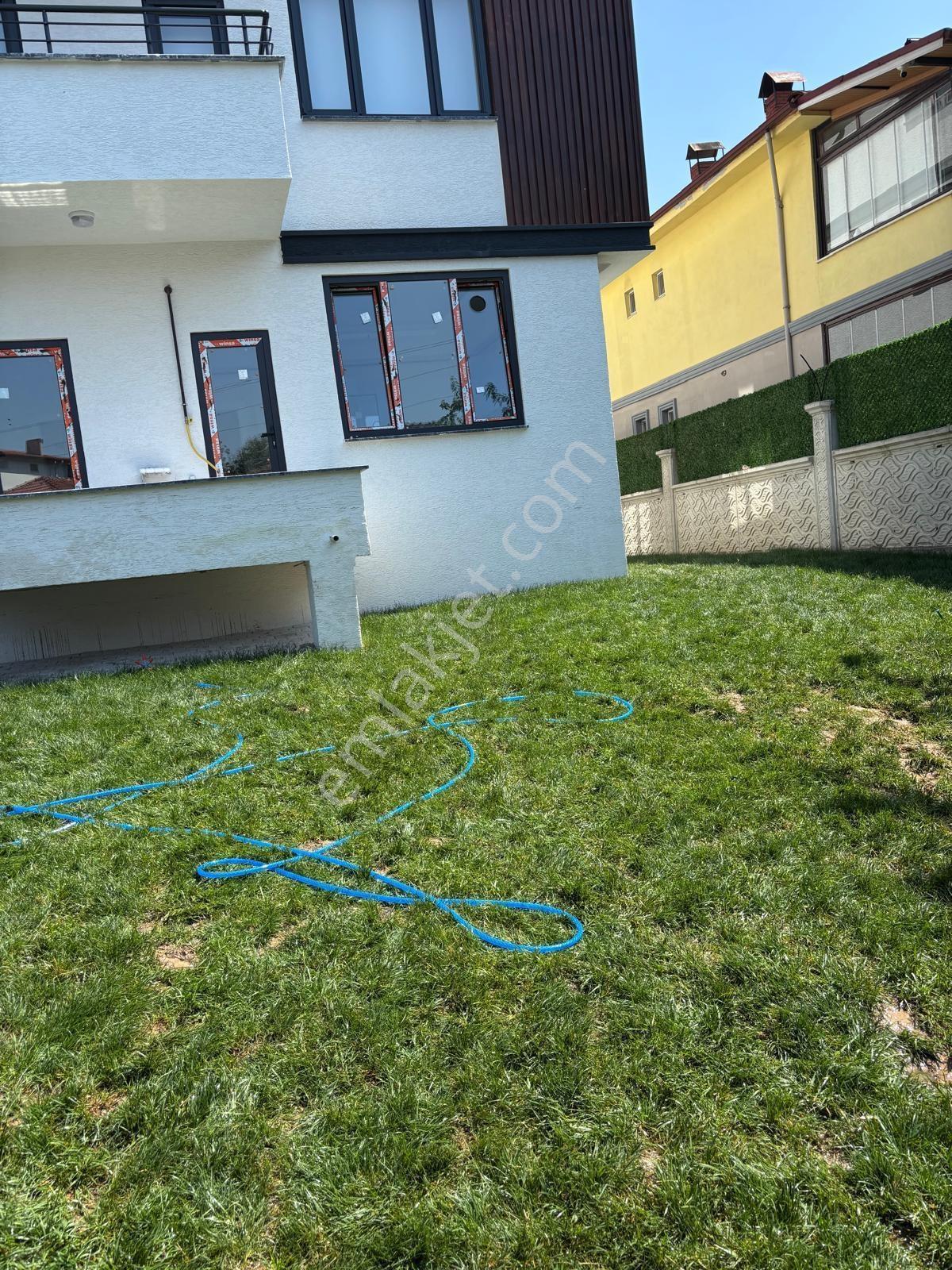 Alp Gayrimenkul Sapanca Gazipaşada Satılık 3+1 Yüksek Giriş — fotoğraf 2