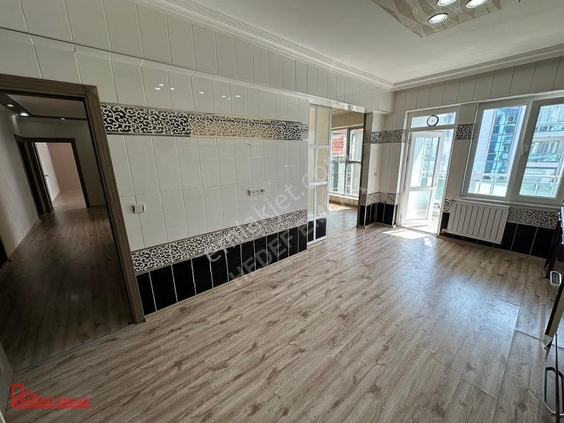 Hedef Emlak'tan Kule Evlerde Satılık 4+1 Lüx Geniş Daire — fotoğraf 6
