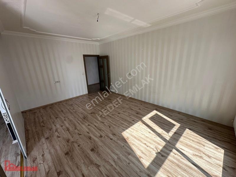 Hedef Emlak'tan Kule Evlerde Satılık 4+1 Lüx Geniş Daire — fotoğraf 12