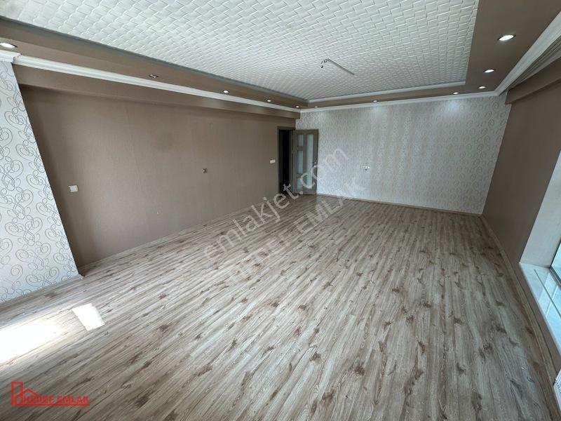 Hedef Emlak'tan Kule Evlerde Satılık 4+1 Lüx Geniş Daire — fotoğraf 21